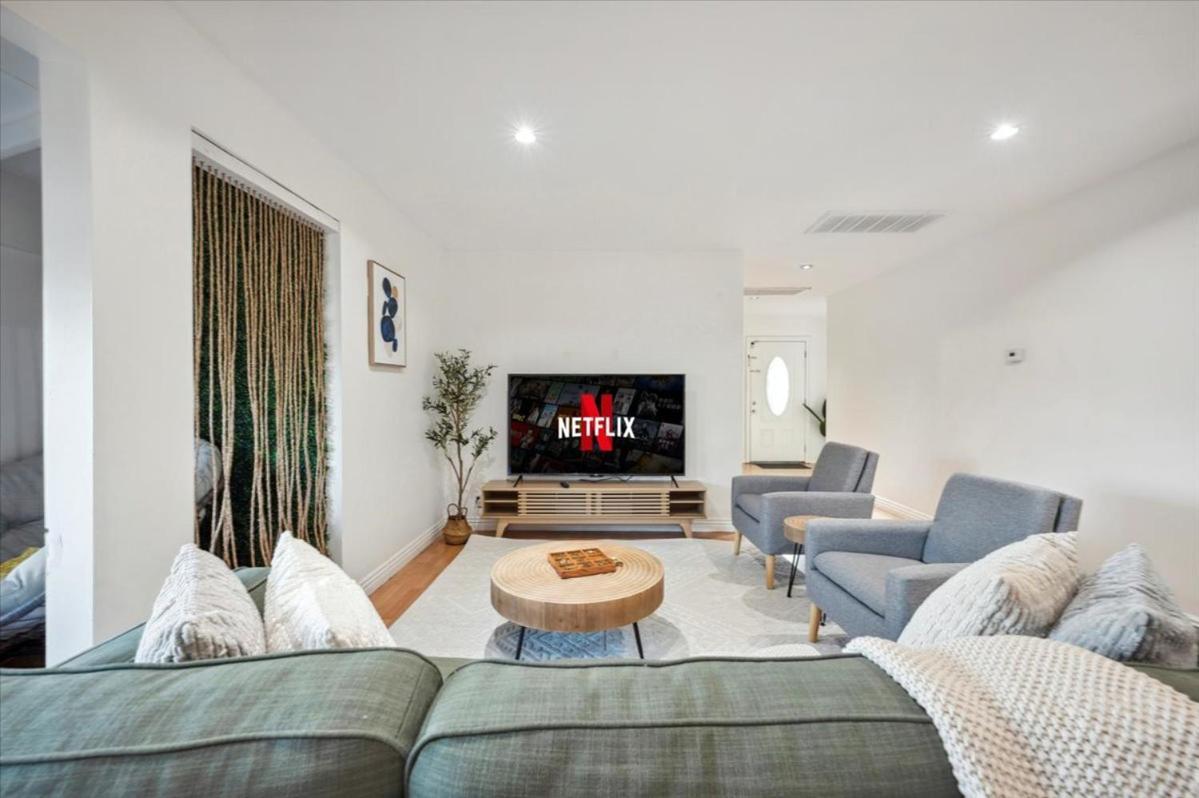 Ferienhaus Chic Boho Retreat - Pool, Patio, Mini Golf & Arcade, Mins From Universal Studios! *